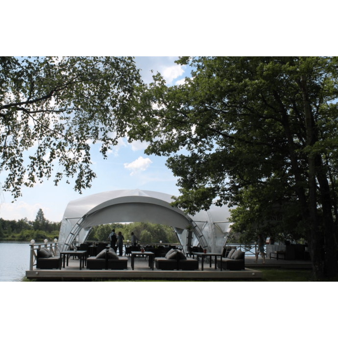 Arkveida paviljons