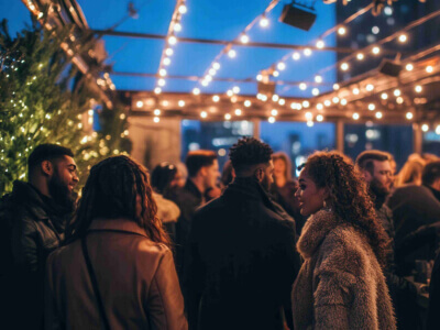 Ziemassvētku ballīte ārā: kādas teltis un sildītāji ir nepieciešami?